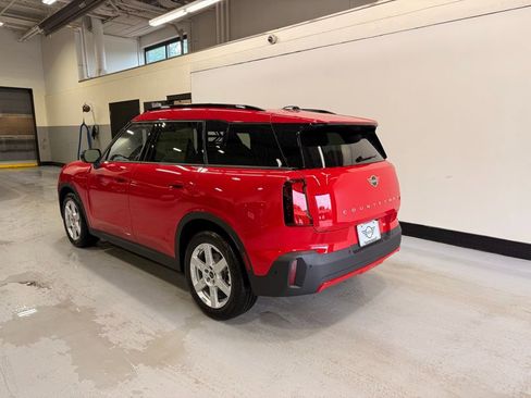 Used 2025 MINI Cooper Countryman S w/ Comfort Package Max image 3