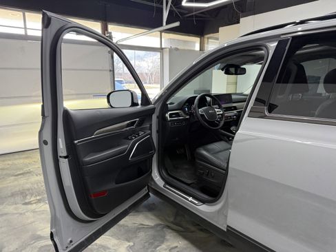 Used 2022 Kia Telluride SX image 12