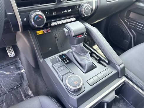 Used 2024 Toyota Tacoma TRD Sport w/ TRD Sport Upgrade Package RWD image 27