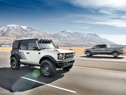 New 2025 Ford Bronco Badlands AWD/4WD image 13