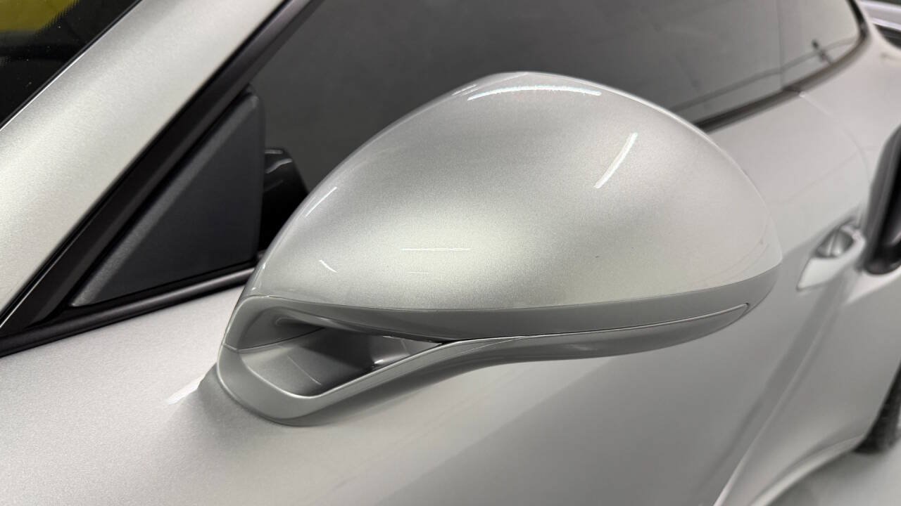 Used 2017 Porsche 911 4 Coupe AWD/4WD image 29