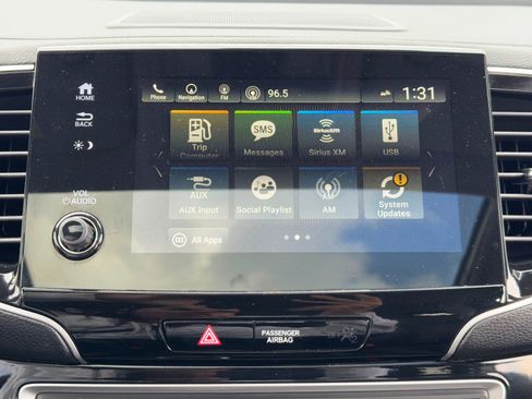 Used 2021 Honda Pilot Touring image 27