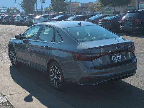New 2025 Volkswagen Jetta SE image 8