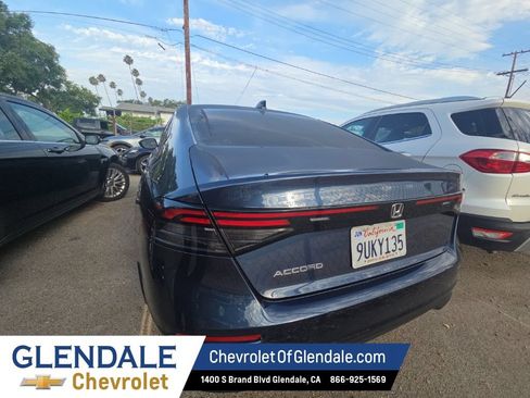 Used 2025 Honda Accord SE image 6