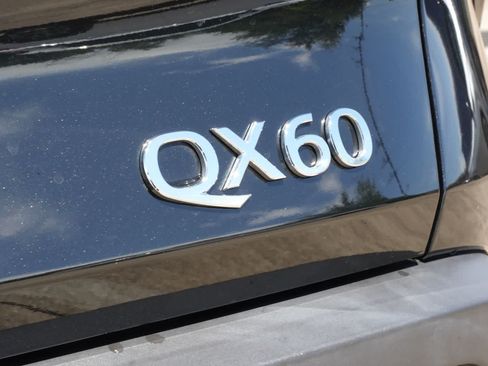 Certified 2024 INFINITI QX60 Luxe FWD image 20