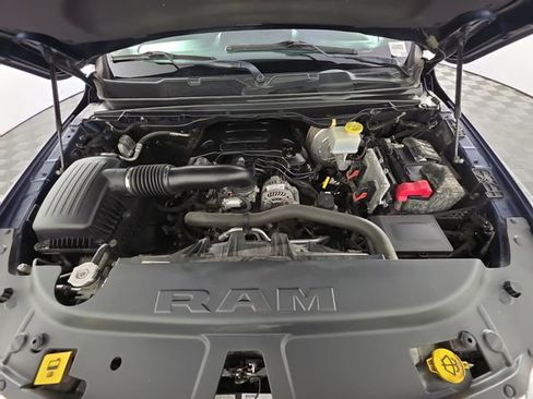 Used 2019 RAM 1500 Big Horn AWD/4WD image 45