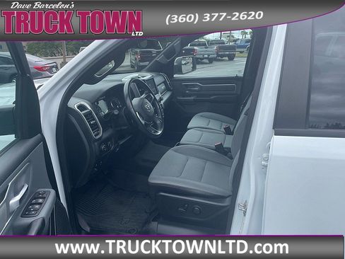 Used 2022 RAM 1500 Big Horn AWD/4WD image 9