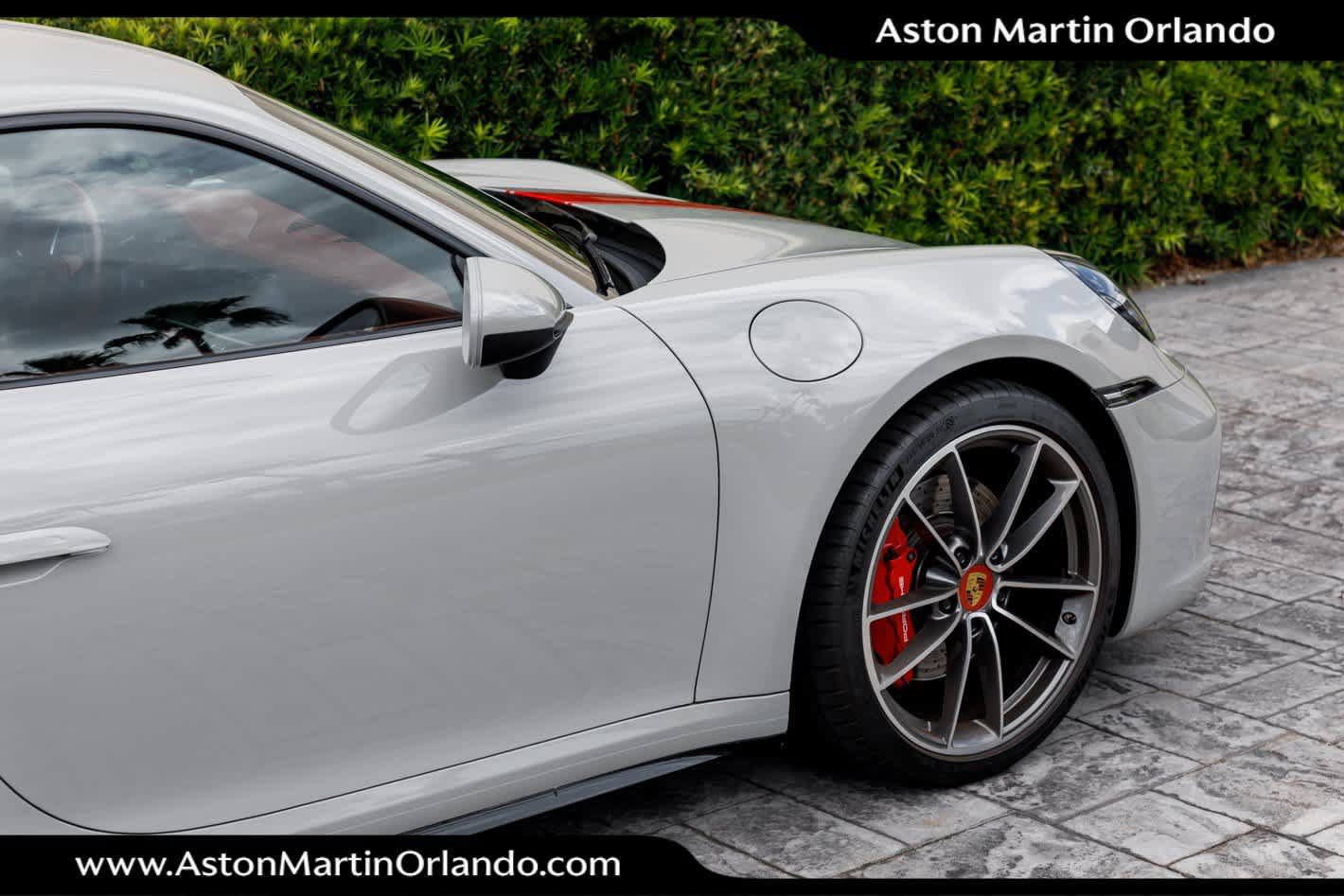 Used 2022 Porsche 911 Carrera S RWD image 9