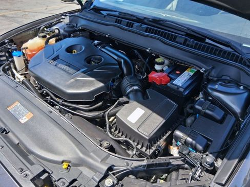 Used 2016 Ford Fusion Titanium FWD image 20
