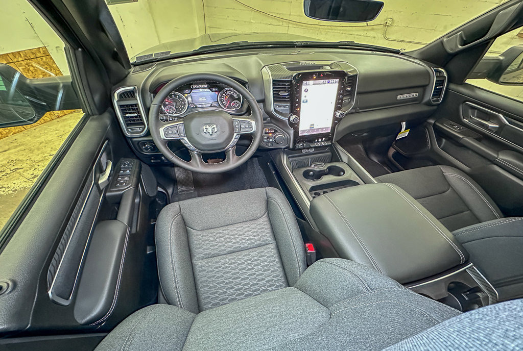 New 2026 RAM 1500 Big Horn AWD/4WD image 10