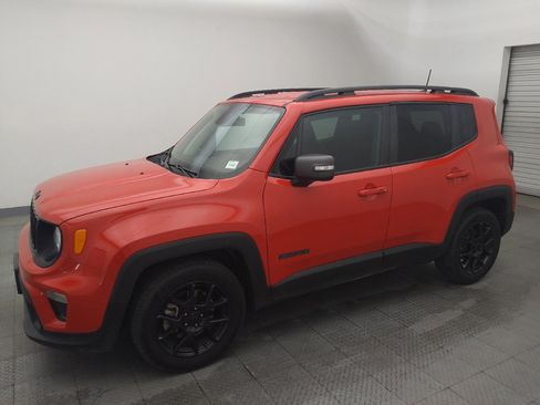 Used 2020 Jeep Renegade Altitude FWD image 2