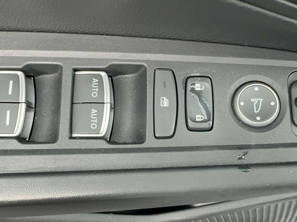 Certified 2023 Honda Accord LX image 9