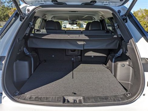 New 2025 Mitsubishi Outlander SE image 13