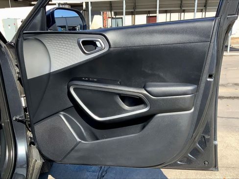 Used 2024 Kia Soul LX w/ Option Group 015 image 21