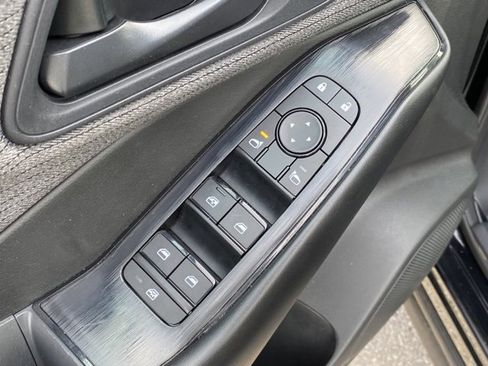 Used 2023 Nissan Rogue S image 12