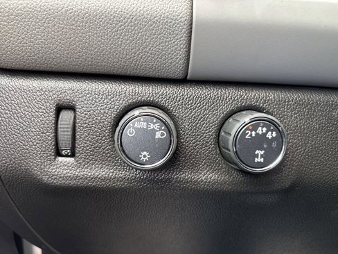 Used 2019 Chevrolet Colorado W/T w/ WT Convenience Package AWD/4WD image 23
