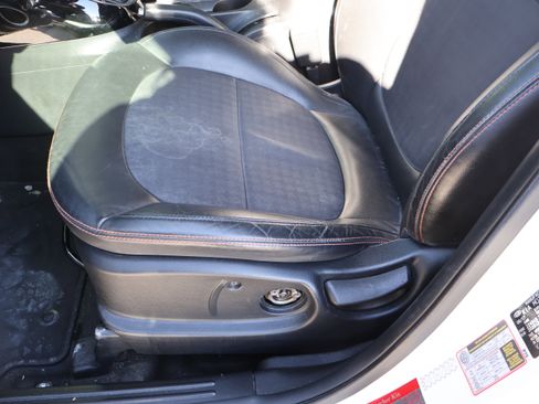 Used 2018 Kia Soul ! image 39