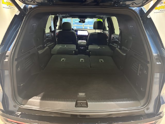 Used 2026 Chevrolet Traverse RS AWD/4WD image 25