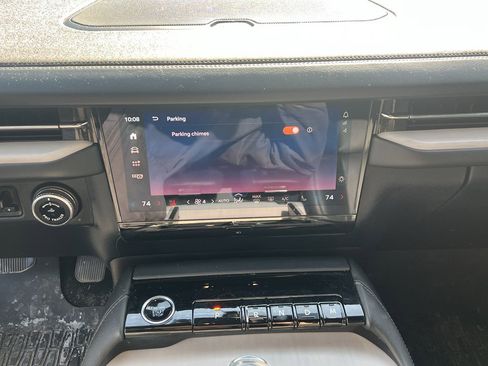 Used 2025 Lincoln Navigator L Reserve w/ Jet Appearance Package image 12