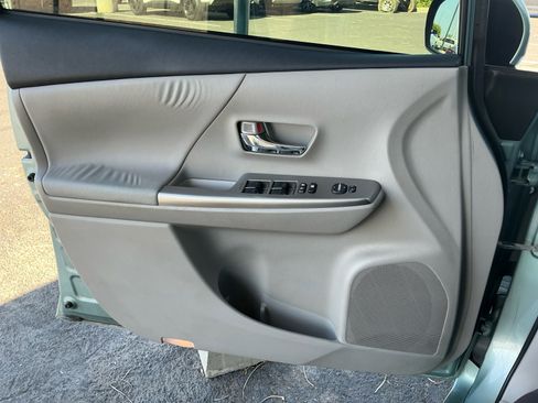 Certified 2017 Toyota Prius V Four w/ Carpet Mat Package image 13