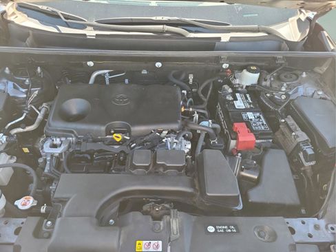 Used 2023 Toyota RAV4 XLE Premium image 21