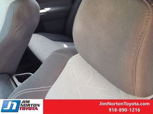 Used 2023 Toyota Tacoma TRD Off-Road RWD image 16