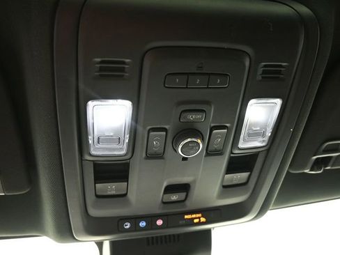 Used 2023 Chevrolet Tahoe LT w/ LT Signature Plus Package image 36