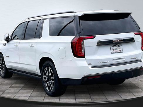Used 2023 GMC Yukon XL AT4 w/ AT4 Premium Plus Package AWD/4WD image 3
