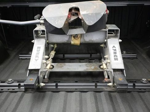 Used 2016 Ford F250 Platinum w/ FX4 Off-Road Package image 42