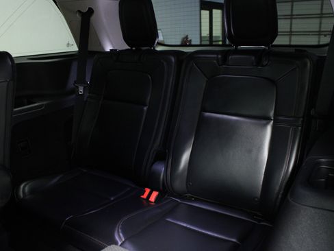 Used 2020 Lincoln Aviator Reserve w/ Equipment Group 202A image 14