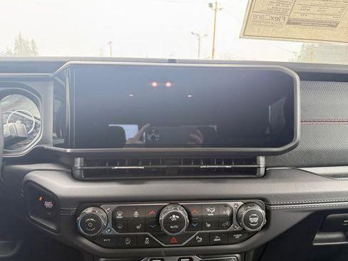 New 2026 Jeep Gladiator Rubicon image 21