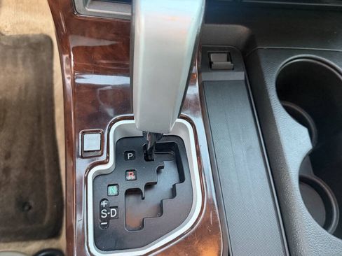 Used 2011 Toyota Sequoia Limited RWD image 41