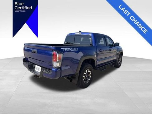 Used 2023 Toyota Tacoma TRD Off-Road w/ Technology Package AWD/4WD image 7