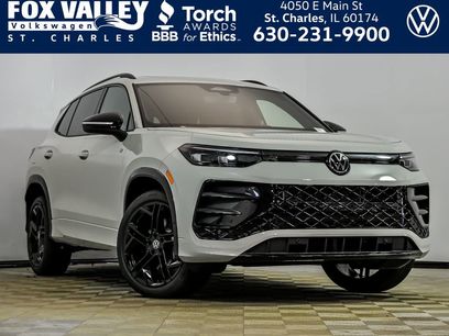 Used 2025 Volkswagen Tiguan SE R-Line