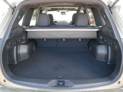 Certified 2025 Subaru Forester Premium AWD/4WD image 18