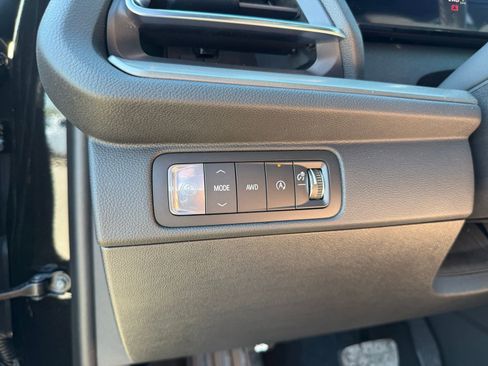 New 2026 Chevrolet Traverse LT image 28