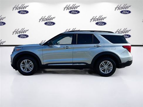 Certified 2023 Ford Explorer XLT AWD/4WD image 5