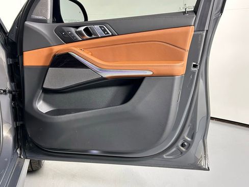 Used 2026 BMW X5 xDrive40i w/ M Sport Package image 10