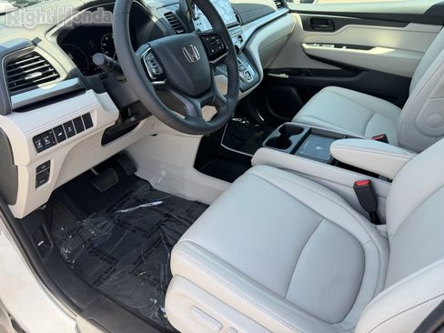 Used 2026 Honda Odyssey EX-L image 22
