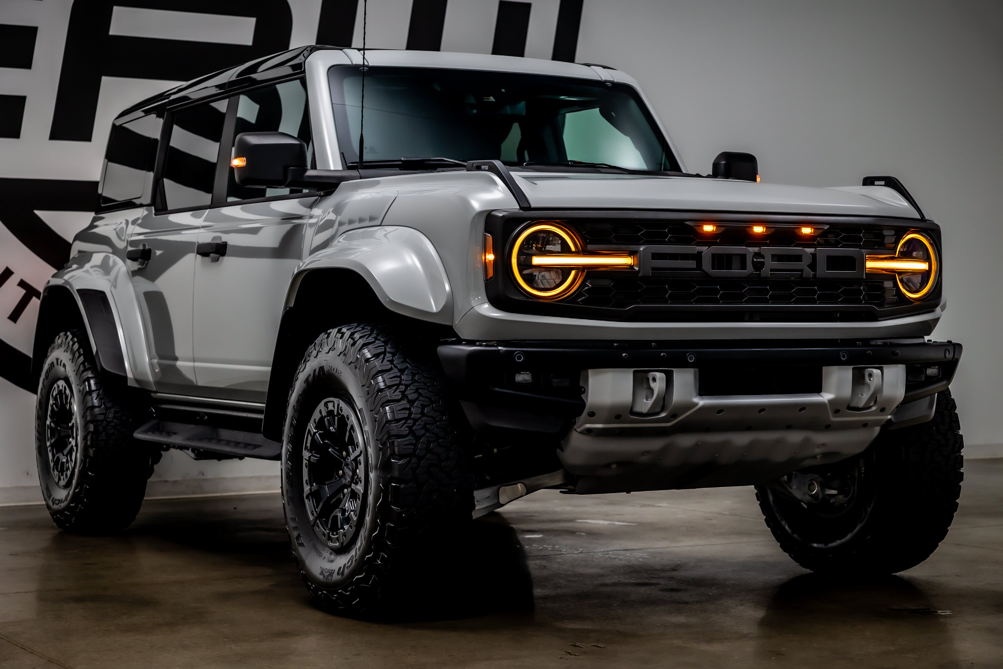 Used 2026 Ford Bronco Raptor w/ Interior Carbon Fiber Pack AWD/4WD image 28