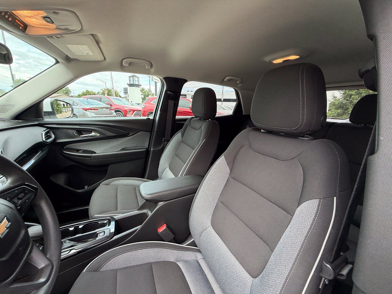Used 2023 Chevrolet TrailBlazer LT w/ Convenience Package FWD image 33