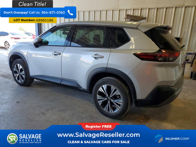 Used 2021 Nissan Rogue SV FWD image 3