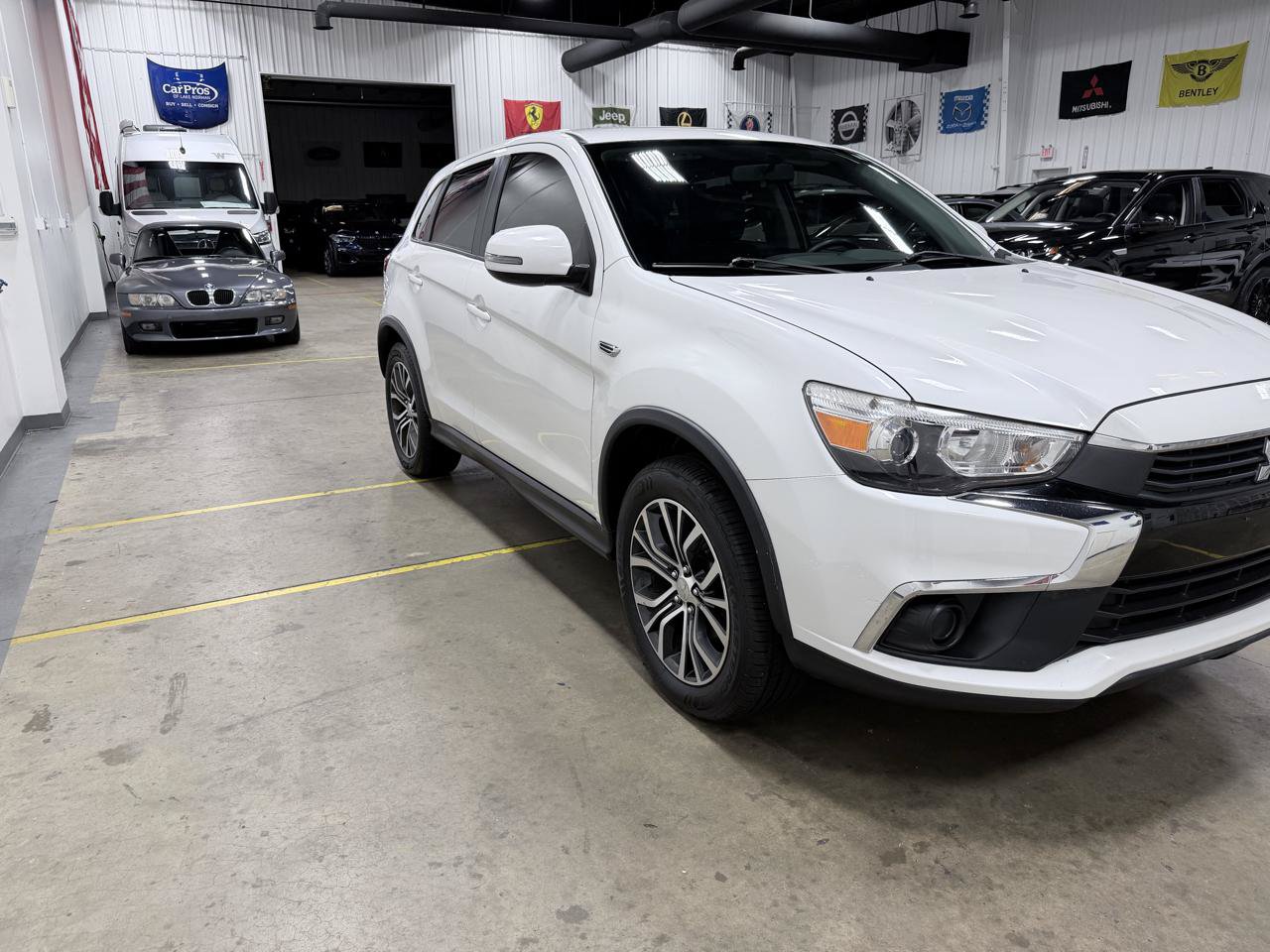 Used 2017 Mitsubishi Outlander Sport ES AWD/4WD image 17
