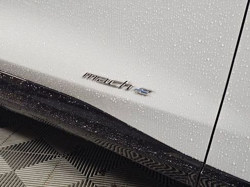 Certified 2023 Ford Mustang Mach-E Premium image 10