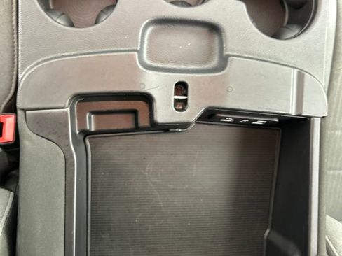 Used 2024 RAM 1500 Classic SLT image 17