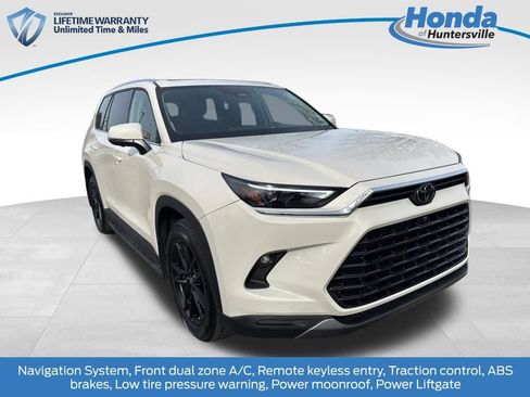 Used 2024 Toyota Grand Highlander Platinum image 1