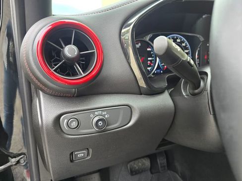 Used 2023 Chevrolet Blazer RS w/ Driver Confidence II Package FWD image 19