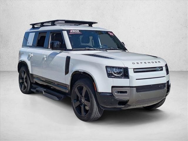 Used 2022 Land Rover Defender 110 X-Dynamic SE AWD/4WD image 3