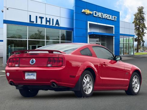 Used 2007 Ford Mustang GT RWD image 2