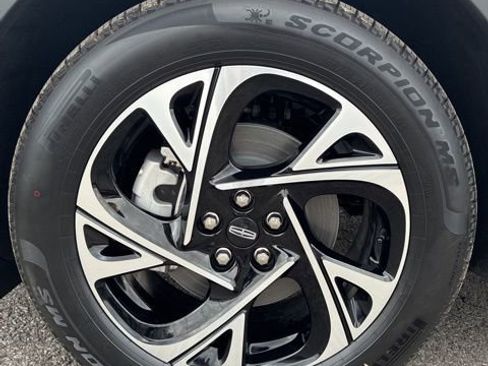 New 2026 Lincoln Nautilus Premier w/ Jet Appearance Package image 10